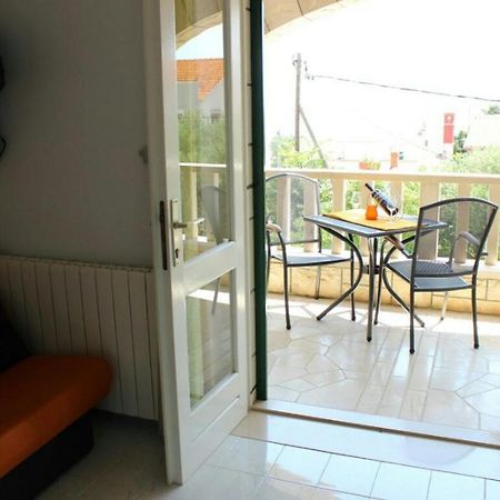Apartments Marin Bol Exterior foto